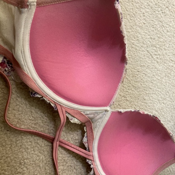 VS push-up bra 36C - Picture 14 of 14